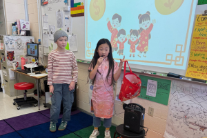  two students speaking before class